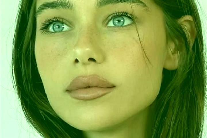 Emma, 22, a brunette blue-eyed mediterranean companion based in Lippstadt. Offering Party Girl, CIM, GFE, Dinner Date. Available for incall and outcall, day ...