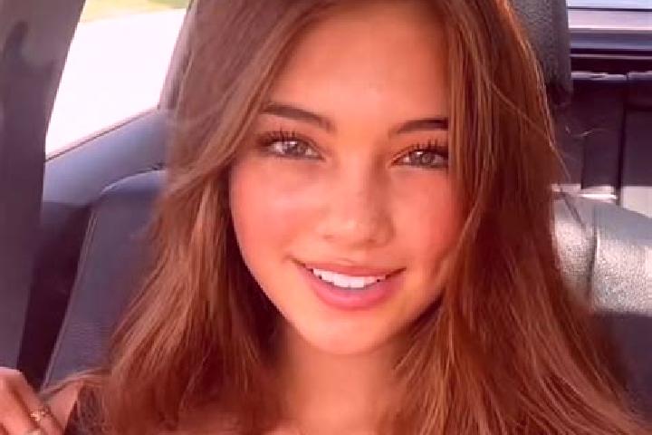 Emma, 22, a brunette green-eyed mixed companion based in Stroemstad. Offering Couples, Erotic Massage, 69, OWO. Available for incall and outcall, overnight b...