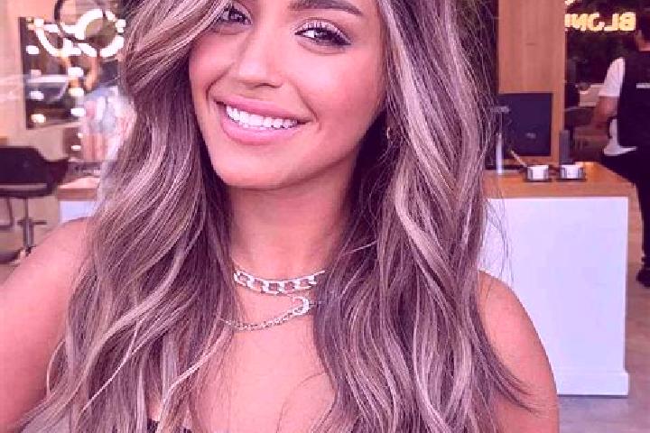 Emma, 22, a dark blonde brown-eyed middle eastern companion based in Cimamut. Offering Fetish, Striptease, Dinner Date, Overnight. Available for incall and o...