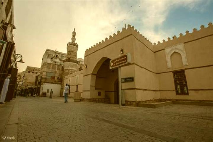 Emma, 22 — Escort in As Suq al Jadid, Yemen