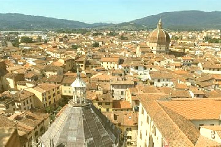 Emma, 22 — Escort in Bucine, Italy