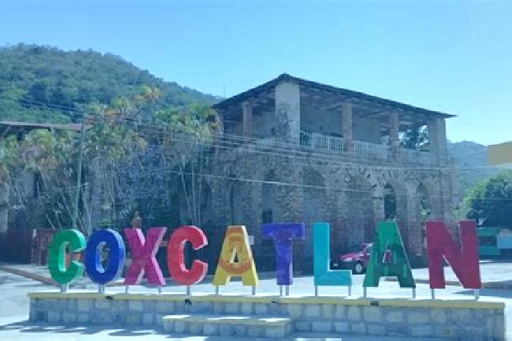 Emma, 22 — Escort in Coxcatlan, Mexico