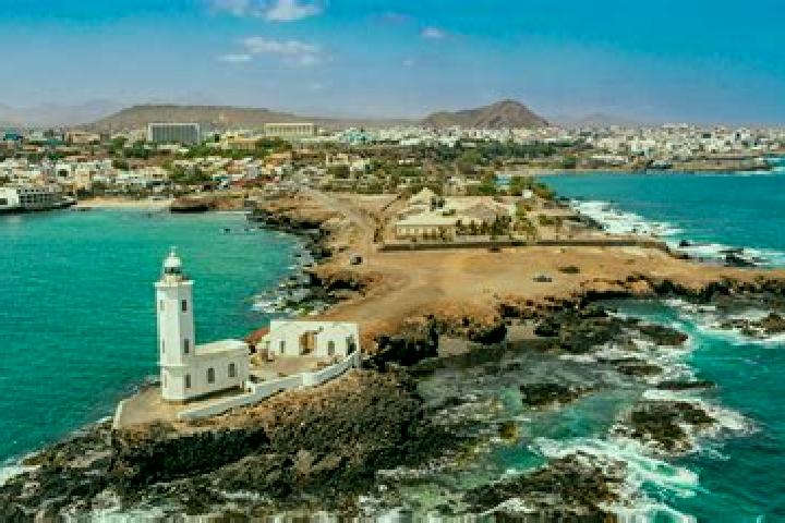 Emma, 22 — Escort in Figueiral, Cape Verde