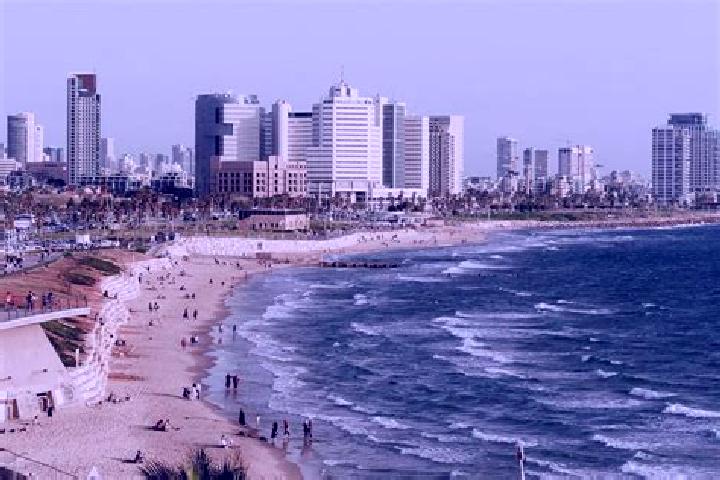 Emma, 22 — Escort in KfarBialik, Israel