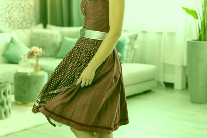 Emma, 22 — Escort in Kronburg, Germany