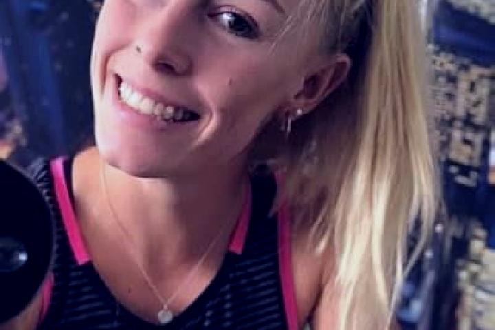 Emma, 22 — Escort in Solrod, Denmark