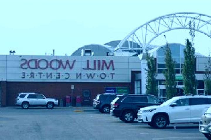 Emma, 22 — Escort in Weinlos, Canada