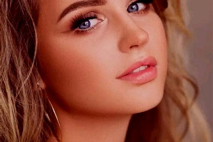 Emma, 23, a dark blonde blue-eyed european companion based in Dabolim. Offering Party Girl, Duos, Dinner Date, A-Level, BDSM. Available for incall and outcal...