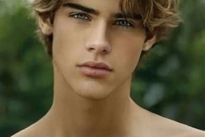 Emma, 23, a dark blonde brown-eyed caucasian companion based in Nova Varos. Offering Girlfriend Experience, 69, A-Level, Deep French Kissing. Available for i...