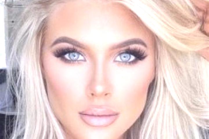 Emma, 23, a platinum blonde amber-eyed caucasian companion based in Chat Trakan. Offering Domination, Striptease, Deep French Kissing, A-Level. Available for...