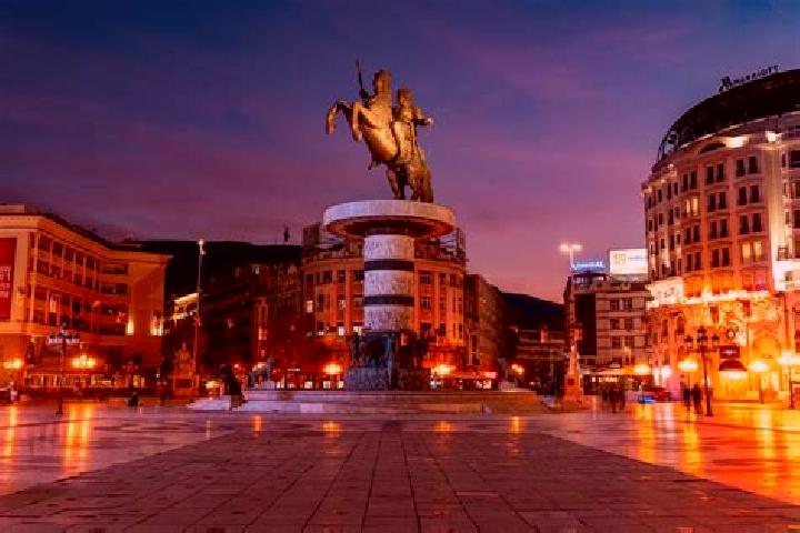 Emma, 23 — Escort in Cajlane, North Macedonia
