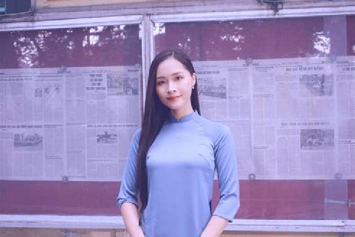 Emma, 23 — Escort in Ha Lam, Vietnam