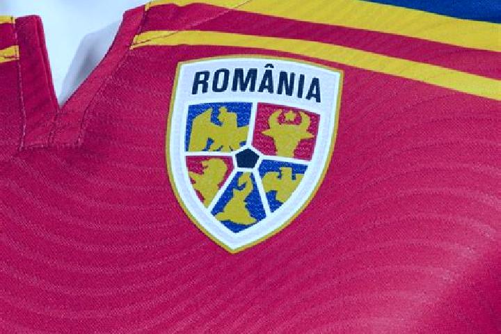 Emma, 23 — Escort in Homorog, Romania