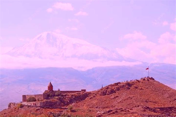 Emma, 23 — Escort in Karakert, Armenia