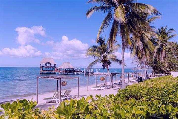 Emma, 23 — Escort in Sand Hill, Belize