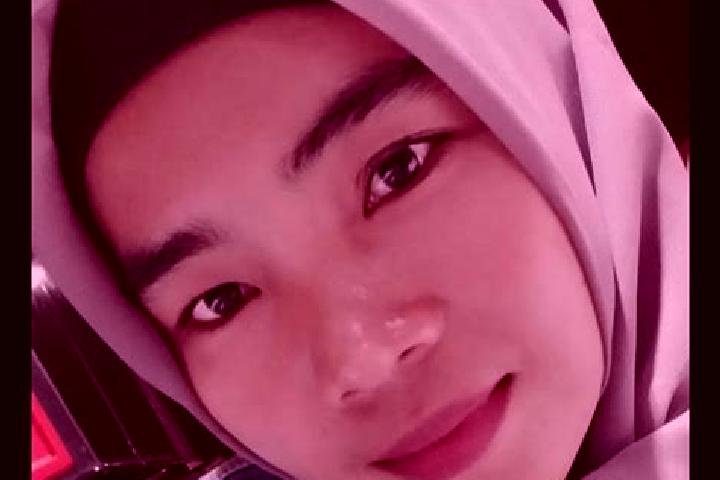 Emma, 23 — Escort in Sukadana, Indonesia