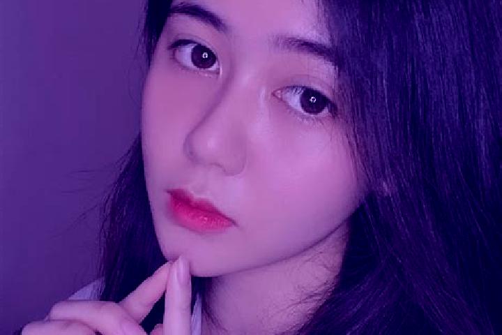 Emma, 23 — Escort in Xiaozhi, China