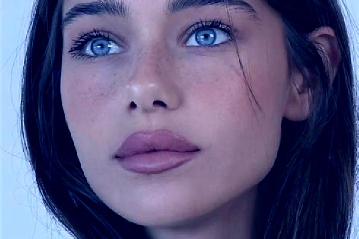 Emma, 24, a brunette brown-eyed mixed companion based in Saar Kaler. Offering Tantra, Massage, Fetish. Available for incall and outcall, day and evening dates.