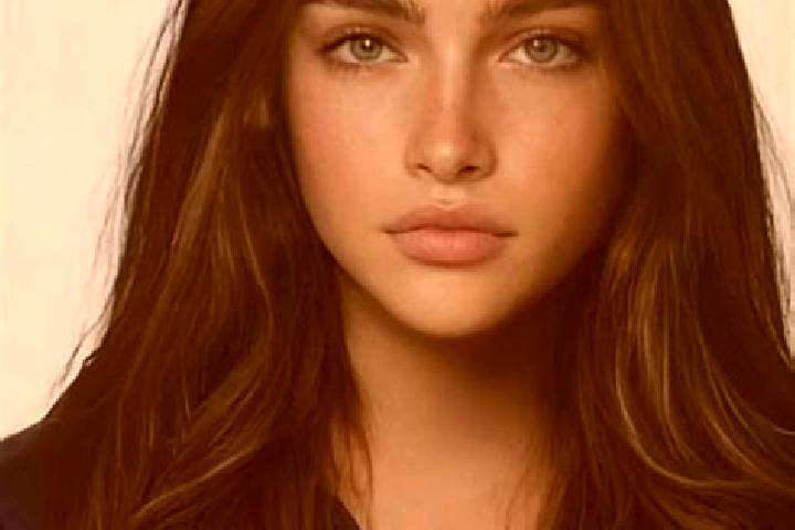 Emma, 24, a brunette grey-eyed caucasian companion based in Cikayas. Offering Tantra, CIM, OWO. Available for incall and outcall, day and evening dates.