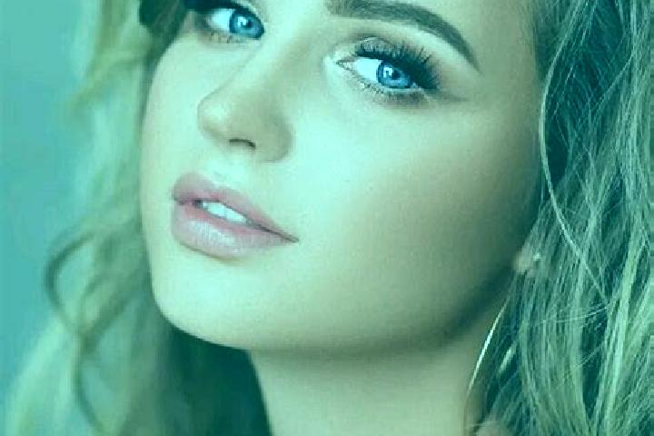 Emma, 24, a dark blonde blue-eyed ebony companion based in Habay-la-Neuve. Offering 69, Fetish, Deep French Kissing, Prostate Massage. Available for incall a...