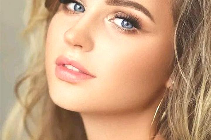 Emma, 24, a dark blonde blue-eyed european companion based in Strienzing. Offering Striptease, Overnight, Travel Companion. Available for incall and outcall,...