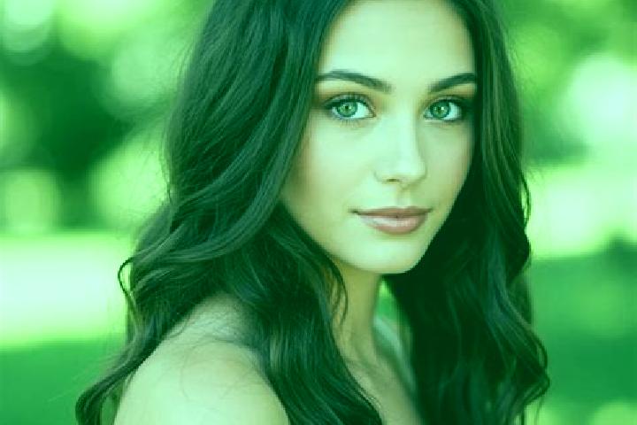 Emma, 24, a dark blonde hazel-eyed mediterranean companion based in Abagur. Offering OWO, Couples. Available for incall and outcall, day and evening dates.