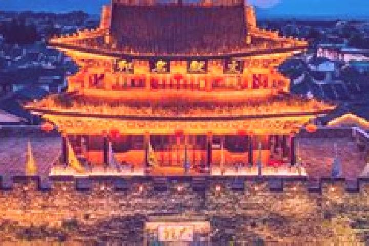 Emma, 24 — Escort in Dali Old Town, China