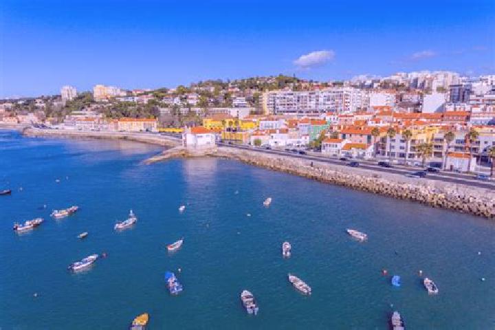 Emma, 24 — Escort in Oeiras, Portugal