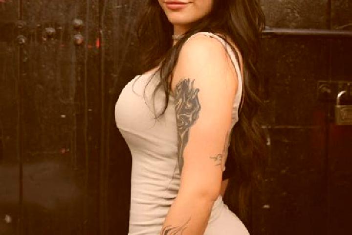 Emma, 24 — Escort in Punta Alta, Argentina
