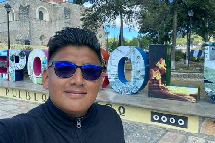 Emma, 24 — Escort in Santiago Yolomecatl, Mexico