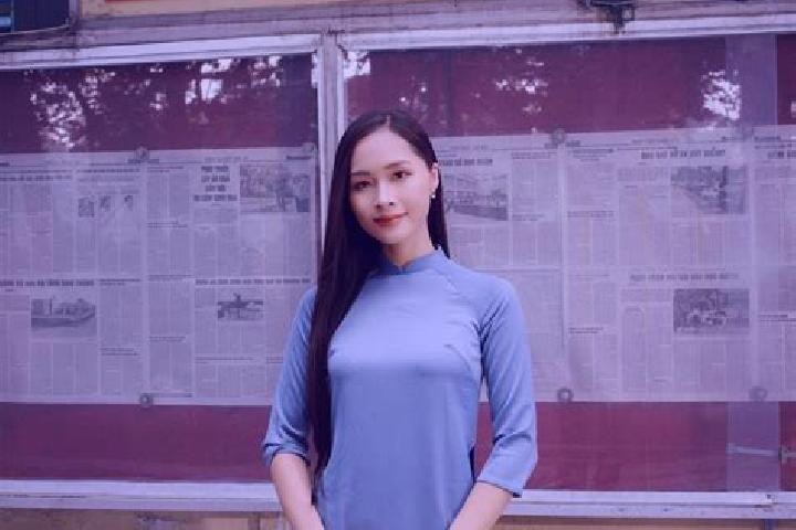 Emma, 24 — Escort in Son Ha, Vietnam