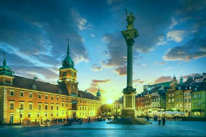 Emma, 24 — Escort in Warsaw, Poland