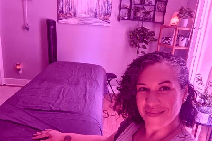 Emma, 25, a black grey-eyed caucasian companion based in Ammerndorf. Offering Erotic Massage, GFE, Domination. Available for incall and outcall, overnight bo...