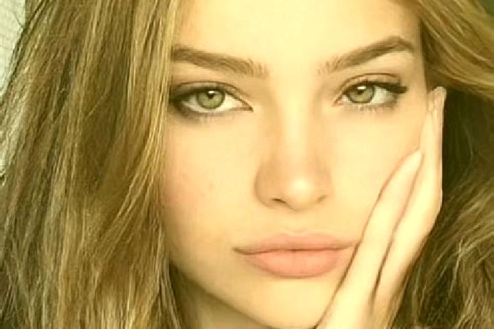 Emma, 25, a blonde brown-eyed indian companion based in Lagaze. Offering Girlfriend Experience, Dinner Date, Duos, Massage. Available for incall and outcall,...