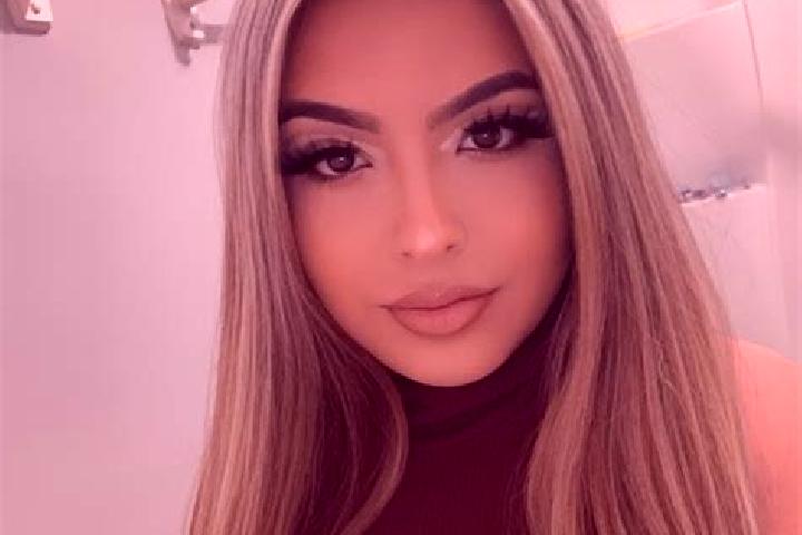 Emma, 25, a blonde brown-eyed latina companion based in Sol. Offering GFE, Deep French Kissing, Fetish. Available for incall and outcall, overnight bookings ...