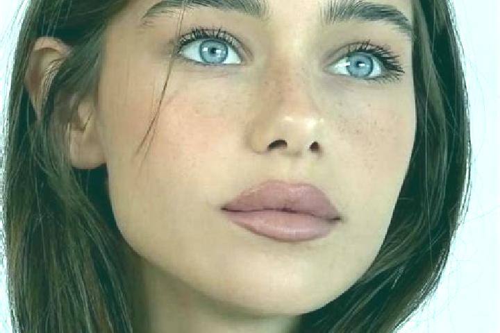 Emma, 25, a brunette brown-eyed caribbean companion based in Cikampek. Offering Prostate Massage, 69, Dinner Date. Available for incall and outcall, overnigh...