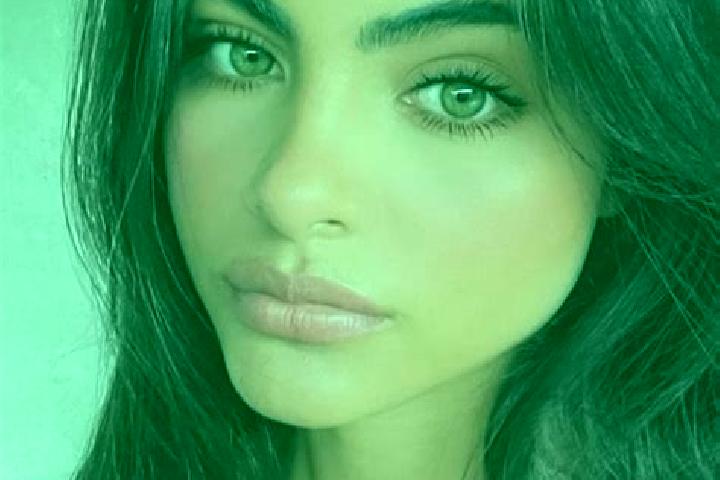 Emma, 25, a brunette brown-eyed indian companion based in Helvesiek. Offering GFE, BDSM, Tantra. Available for incall and outcall, day and evening dates.
