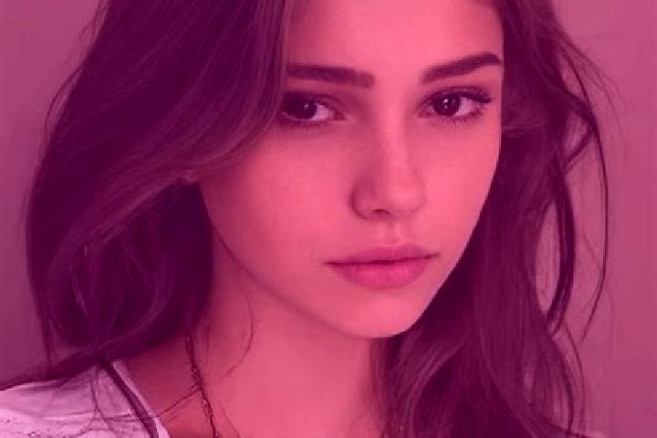 Emma, 25, a chestnut grey-eyed slavic companion based in Ban Karon. Offering BDSM, Prostate Massage, Dinner Date. Available for incall and outcall, day and e...