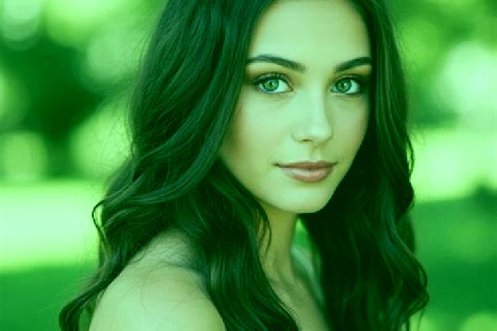 Emma, 25, a dark blonde hazel-eyed latina companion based in Deiniolen. Offering Erotic Massage, Girlfriend Experience, Roleplay. Available for incall and ou...