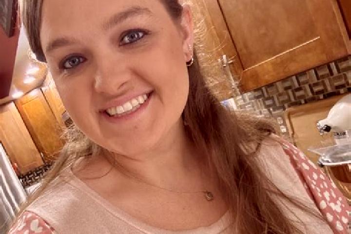Emma, 25 — Escort in Mattawamkeag, United States