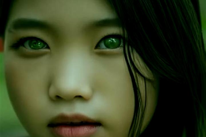 Emma, 26, a black green-eyed asian companion based in Petin. Offering Duos, Fetish, Overnight. Available for incall and outcall, overnight bookings available.