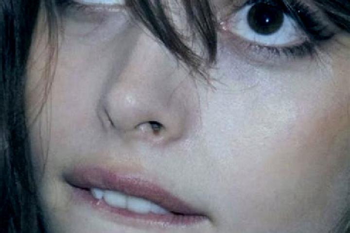 Emma, 26, a chestnut dark-eyed european companion based in Montecchio. Offering A-Level, Roleplay. Available for incall and outcall, overnight bookings avail...