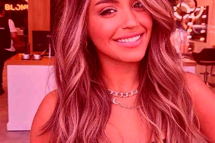 Emma, 26, a dark blonde amber-eyed ebony companion based in Outreau. Offering Overnight, Deep French Kissing, Duos. Available for incall and outcall, day and...