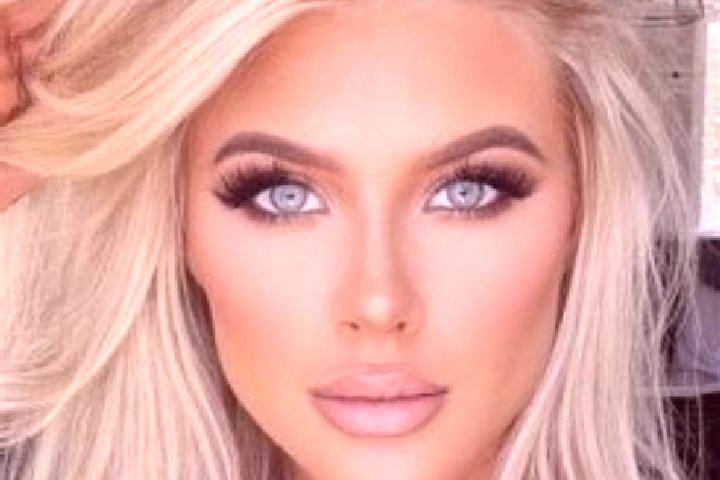 Emma, 26, a platinum blonde amber-eyed european companion based in Calixtlahuaca. Offering CIM, BDSM, Fetish, Prostate Massage, Dinner Date. Available for in...