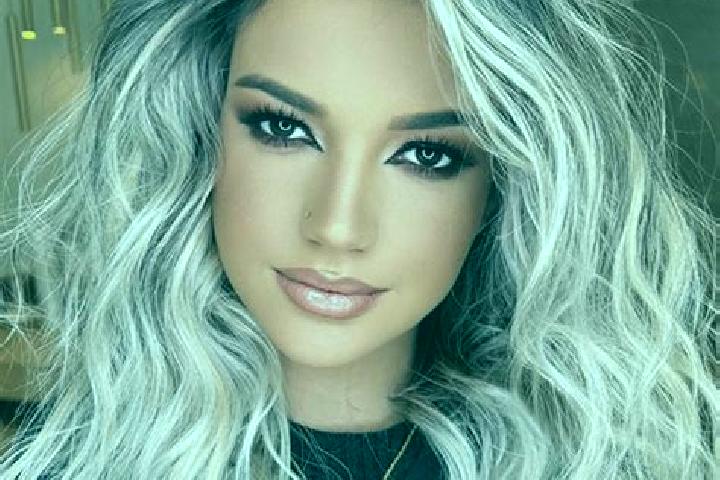 Emma, 26, a platinum blonde brown-eyed latina companion based in Kesan. Offering Duos, Girlfriend Experience, Massage, Dinner Date. Available for incall and ...