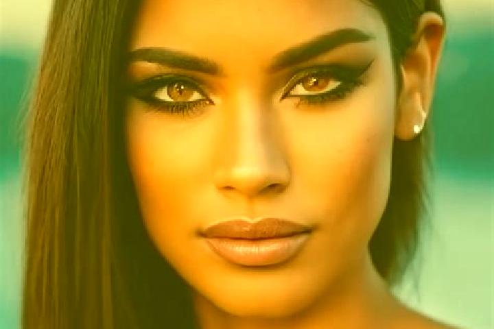 Emma, 26, a red green-eyed latina companion based in Desselgem. Offering CIM, Fetish, Erotic Massage, Prostate Massage, GFE. Available for incall and outcall...