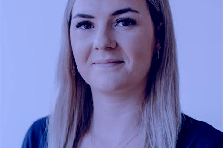 Emma, 26 — Escort in Domnitz, Germany