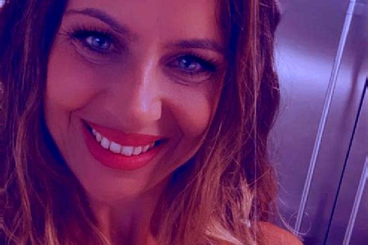 Emma, 26 — Escort in Mattine, Italy