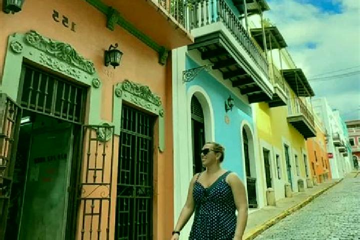 Emma, 26 — Escort in Puerto Arturo, Mexico