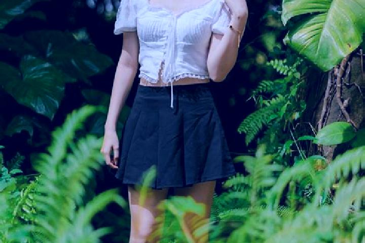 Emma, 26 — Escort in Weiten, Austria